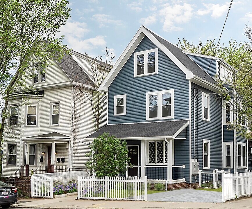 54 Park St in Somerville, MA - Building Photo