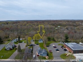 274 N Main St in Southington, CT - Building Photo - Building Photo