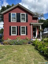 168 Hartford Ave in Wethersfield, CT - Building Photo