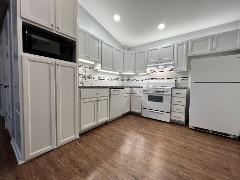 2714 Bolivar St in Denton, TX - Building Photo