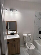 1529 E 72nd St, Unit 1529 e 72nd st in Chicago, IL - Building Photo - Building Photo