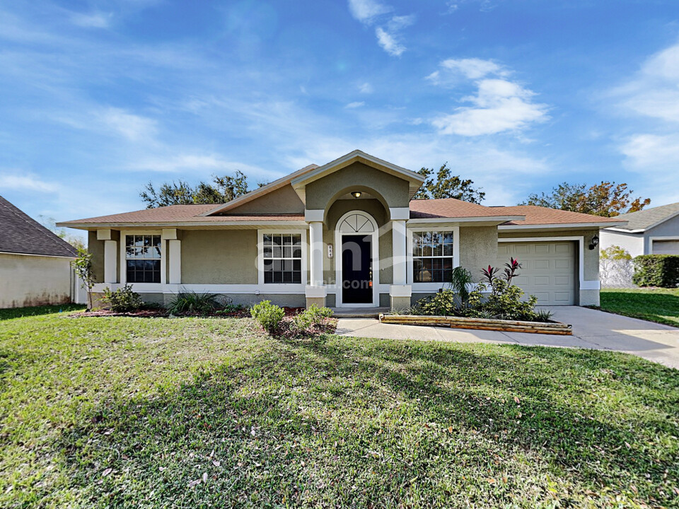 884 Licaria Dr in Ocoee, FL - Foto de edificio