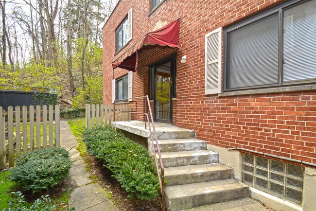 3575 Linwood Ave-Unit -3 in Cincinnati, OH - Building Photo - Building Photo