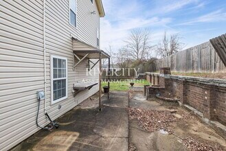 42 Bonita Dr in Memphis, TN - Building Photo - Building Photo