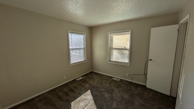 9525 Booth Ave in Kansas City, MO - Building Photo - Building Photo