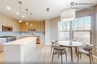 160 Boylston St in Newton, MA - Building Photo - Building Photo