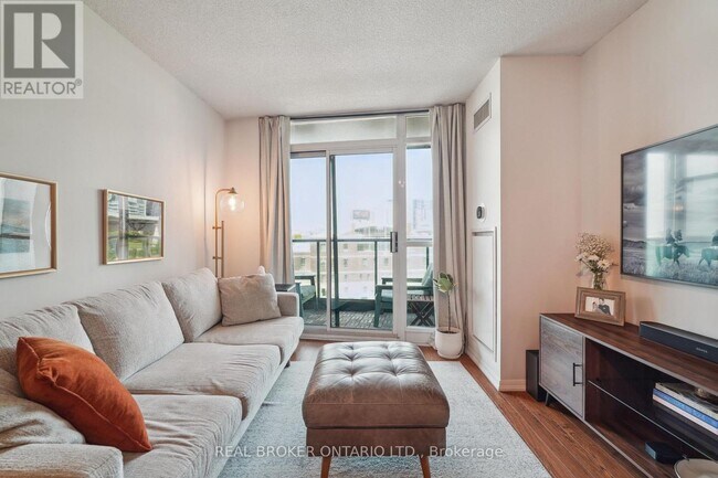property at 231-231 Fort York Blvd