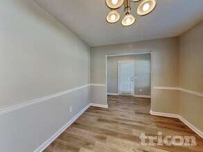 10931 Cimmaron Ct in Hampton, GA - Foto de edificio - Building Photo