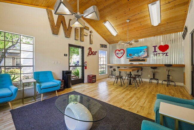 Bristol Commons in Sunnyvale, CA - Building Photo - Building Photo