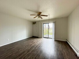 318 Ridgeland Ave, Unit 4