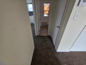 4345 E 142nd St in Cleveland, OH - Building Photo - Building Photo