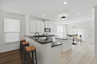 924 Charleston Ln in Savannah, TX - Building Photo - Building Photo