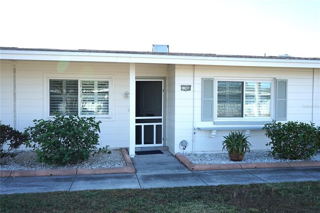 property at 1308 Burbank Ct