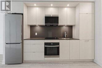 25 Cordova Ave in Toronto, ON - Building Photo - Building Photo