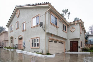 3689 S La Cienega Blvd in Los Angeles, CA - Building Photo