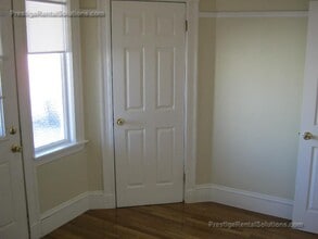 21 Roseclair St in Boston, MA - Foto de edificio - Building Photo