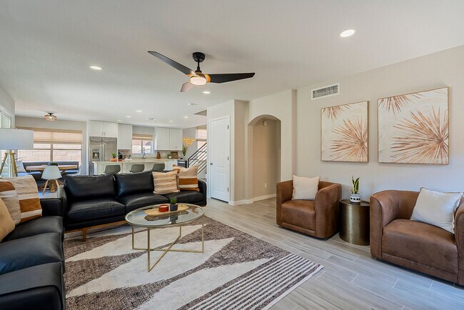 1078 S Riata St in Gilbert, AZ - Building Photo - Building Photo