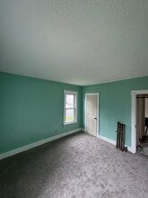 735 Belmont Ave in Springfield, MA - Building Photo - Building Photo