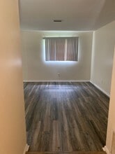 1106 Madrid Rd in Rockledge, FL - Foto de edificio - Building Photo