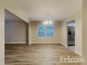 613 Amberwood Dr in Villa Rica, GA - Building Photo - Building Photo