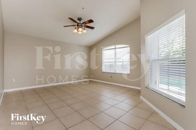 2202 Cattleman Dr in Brandon, FL - Building Photo - Building Photo