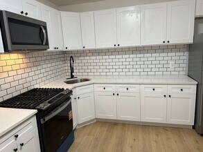 63 Whitmore St in Hartford, CT - Foto de edificio - Building Photo