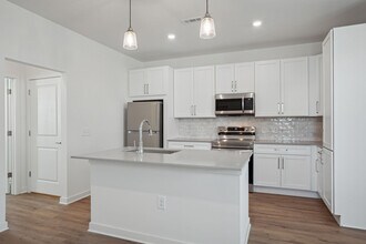 Hamlet Huntersville in Huntersville, NC - Building Photo - Building Photo