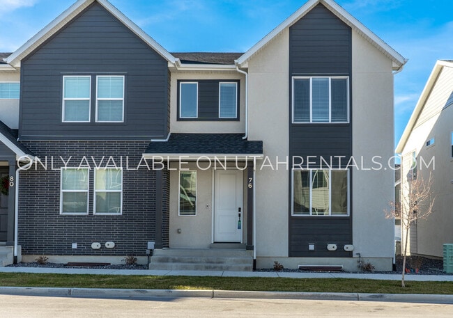 property at 76 S Moonlit Rd