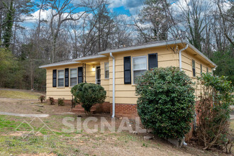 1013 Hyacinth Dr in Birmingham, AL - Building Photo - Building Photo