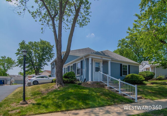 property at 1290 Pleasant Ave