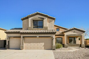 3719 S Colt Dr in Gilbert, AZ - Building Photo