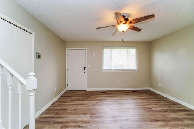 3044 Bennington Ave in Columbus, OH - Building Photo - Building Photo