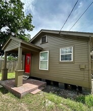 4202 Basil in Houston, TX - Building Photo - Building Photo