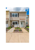 718 Spence Cir in Virginia Beach, VA - Building Photo