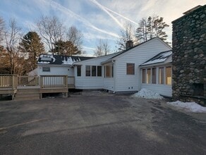 744 Neponset St in Norwood, MA - Foto de edificio - Building Photo