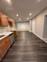 713 Metropolitan Ave, Unit 1 in Boston, MA - Building Photo - Building Photo
