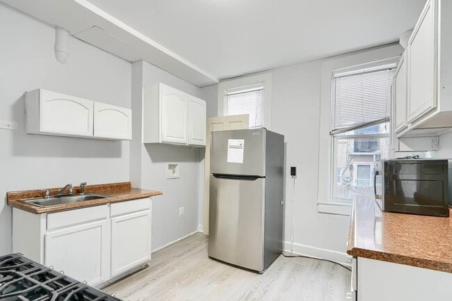 property at 151X E Hoffman St