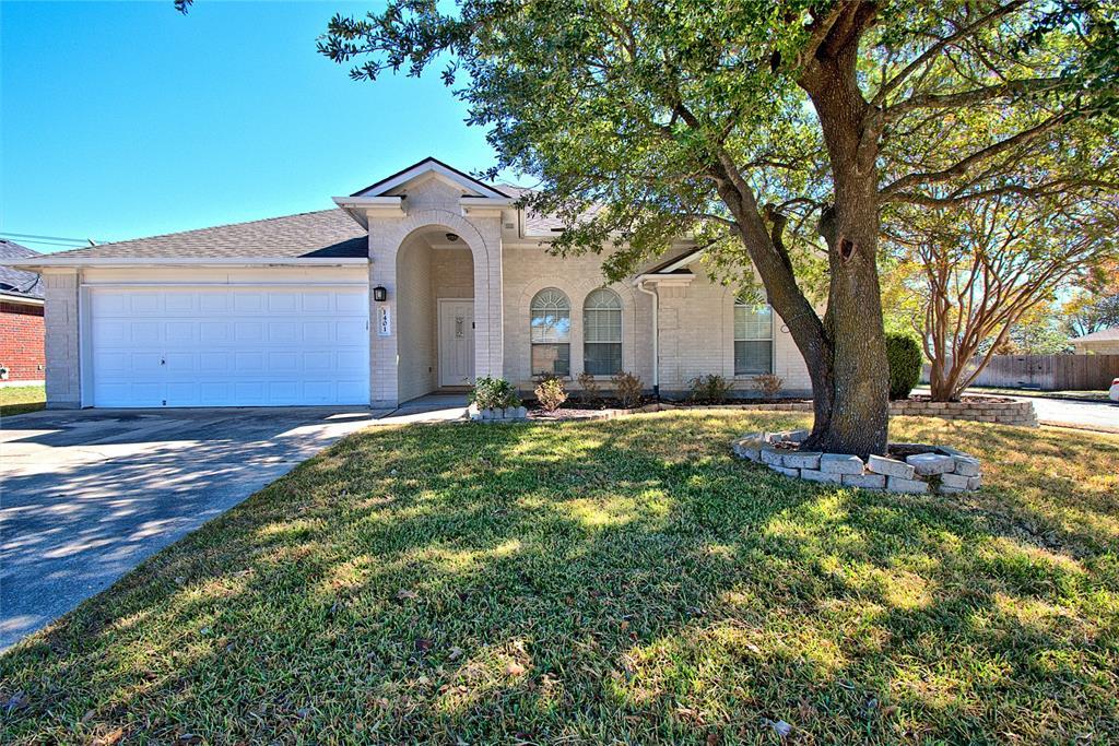 1401 Haley Gray Dr in Pflugerville, TX - Building Photo