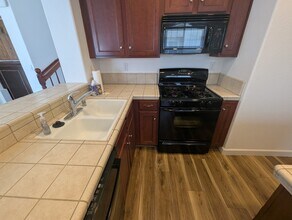 910 Sierra View Cir in Lincoln, CA - Building Photo - Building Photo