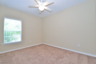 23450 Alamanda Dr in Bonita Springs, FL - Building Photo - Building Photo