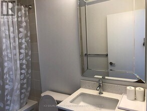 52-852 Forest Manor Rd in Toronto, ON - Building Photo - Building Photo