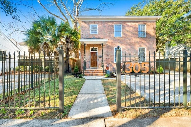 property at 305 Jackson St N