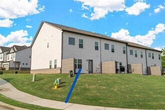 10 Felton St in Cartersville, GA - Foto de edificio - Building Photo