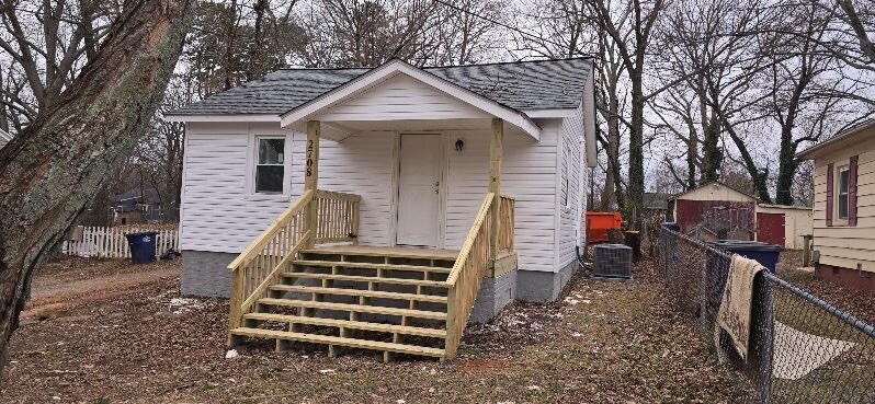 2708 Ludwig St in Winston-Salem, NC - Building Photo