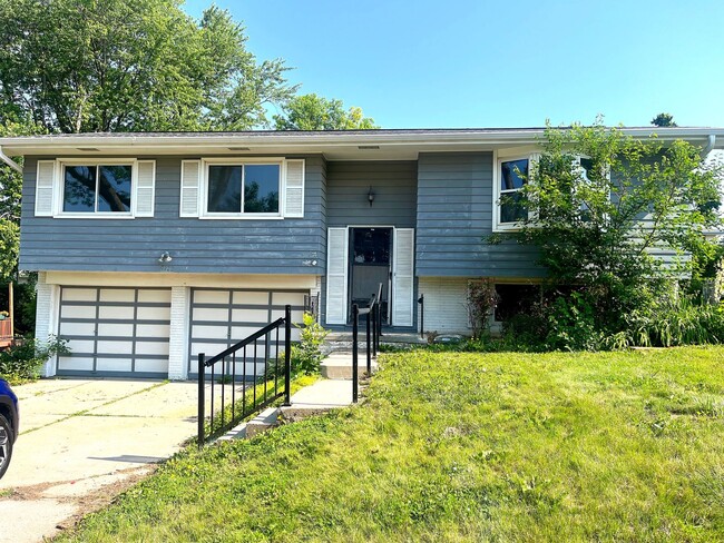 property at 9722 Grant St