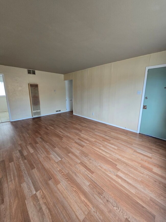 property at 1505 Altez St NE