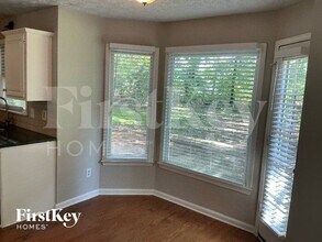 1665 Burnt Oak Way NE in Dacula, GA - Building Photo - Building Photo