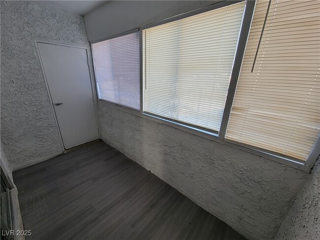 property at 2771 S Mountain Vista St