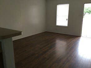 3612 Elliott St in Bryan, TX - Foto de edificio - Building Photo