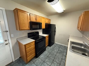 5315 E Trikalla Dr in Columbia, MO - Building Photo - Building Photo